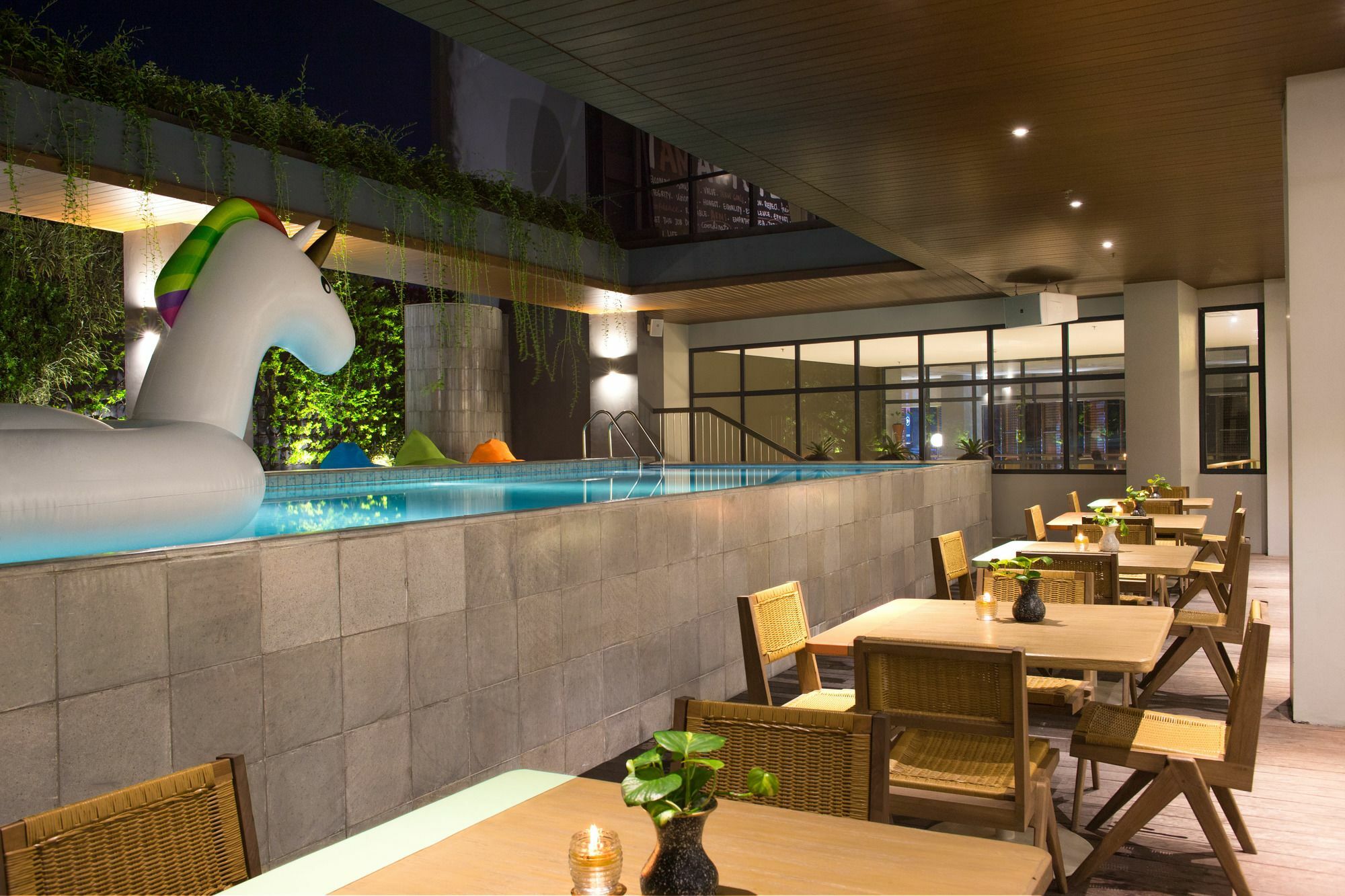 Artotel Yogyakarta Kejayan Exterior photo